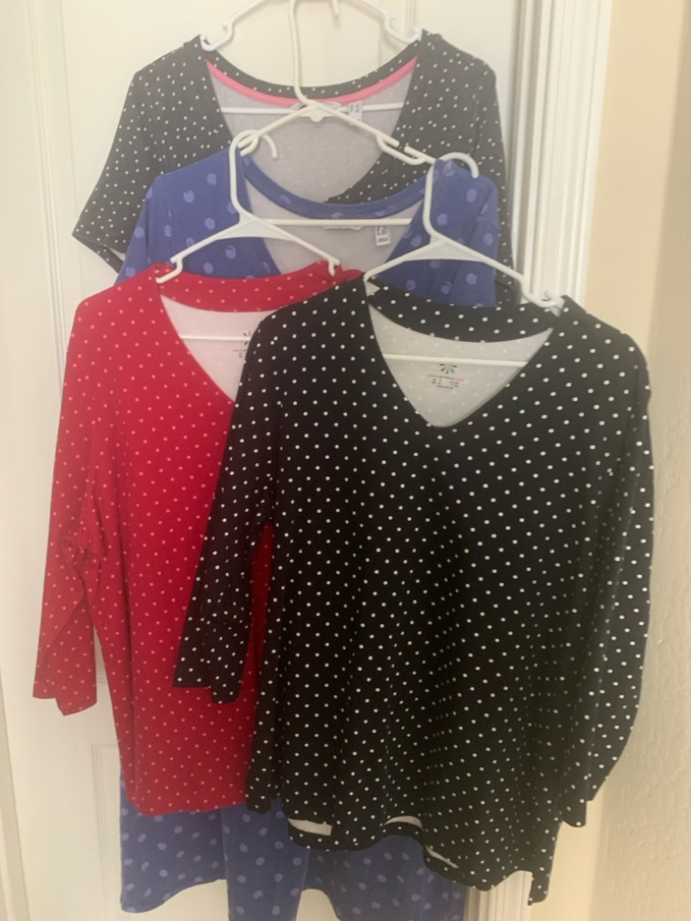 LOT of POLKA DOTS! Size 1X